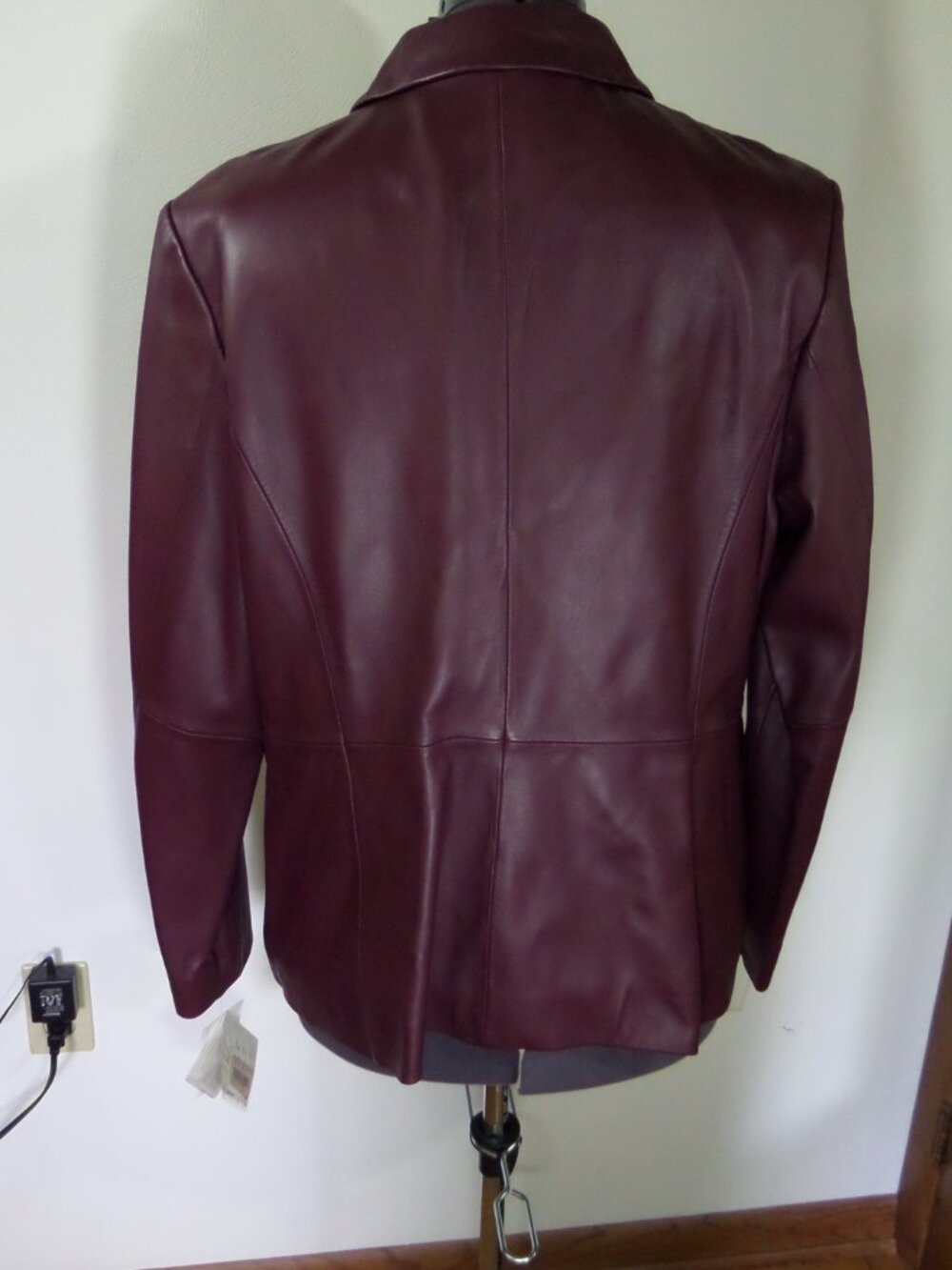 Preston & York Women's Burgundy  Color Soft Leather Jacket  SZ  XL NWT - Picture 3 of 9